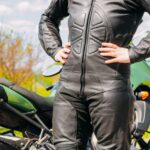 Ochrona motocykla – w jakie akcesoria warto się wyposażyć?